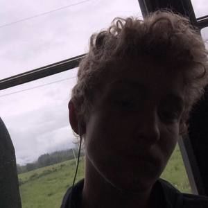 Meet your Posher, Ethan